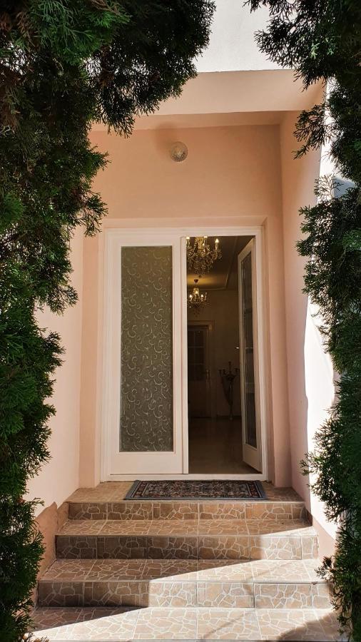 Villa Napsugar Balatonlelle Exterior photo
